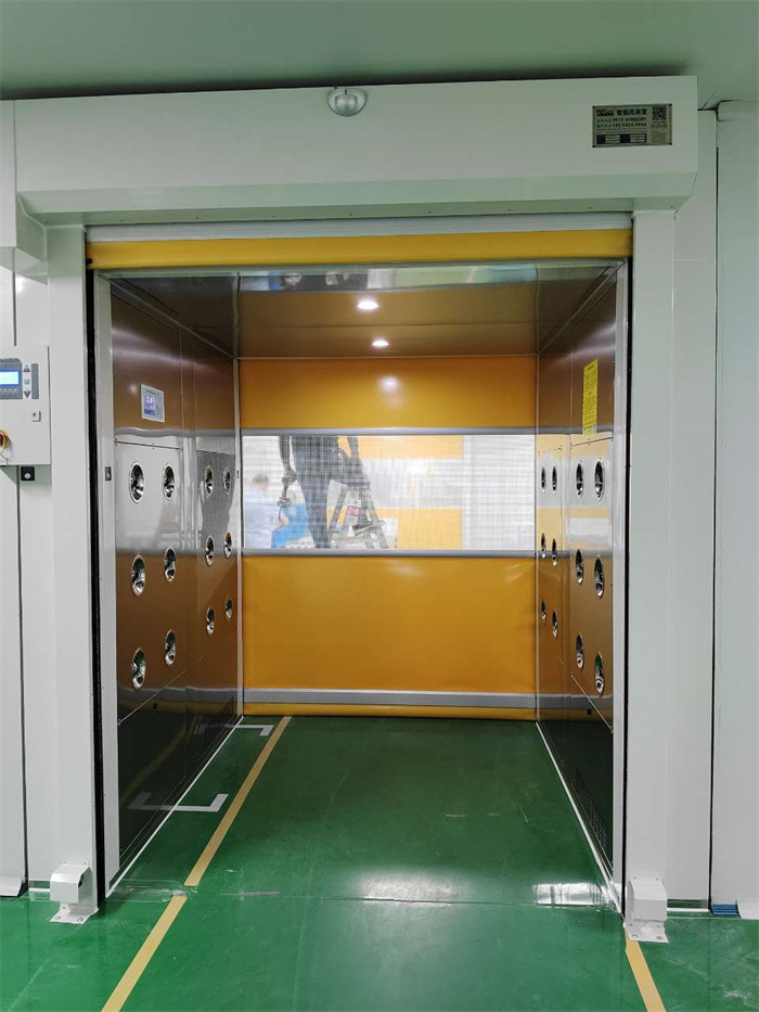 上海問多機械有限公司安裝風淋室